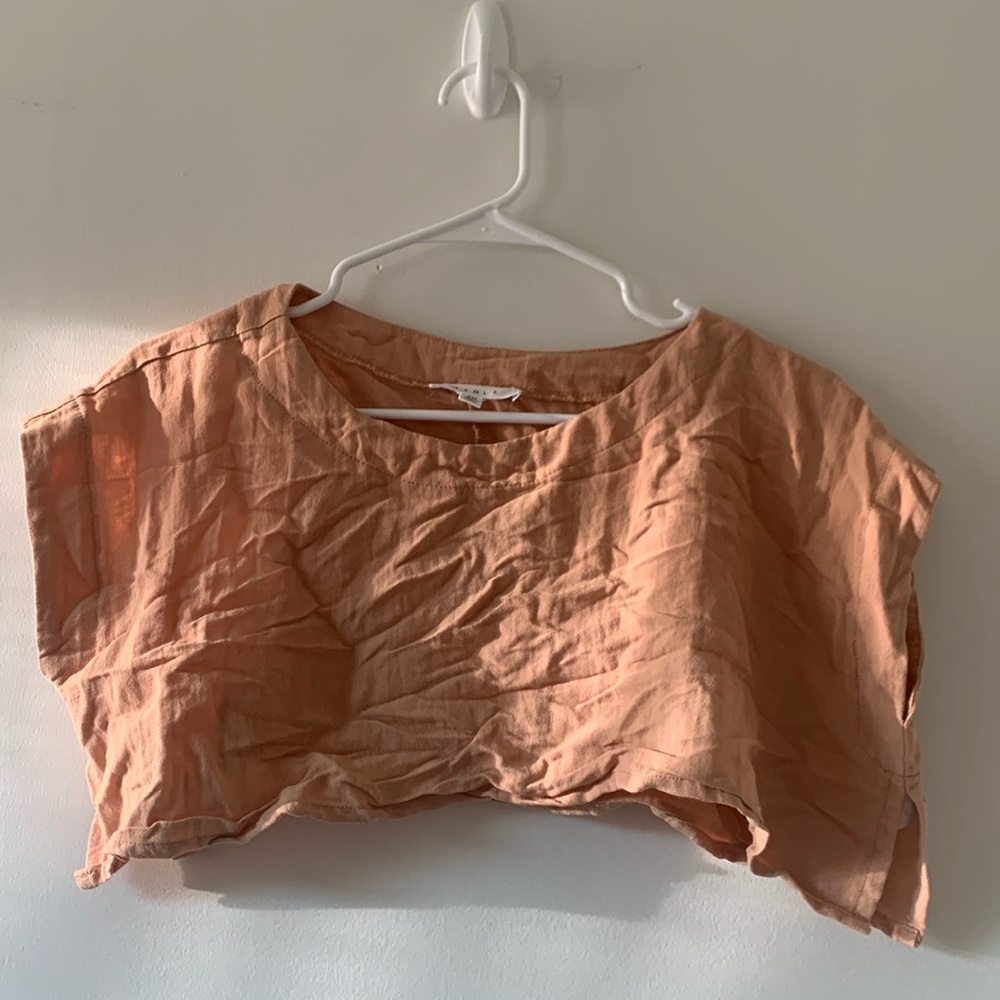 Boxy crop top— size small / medium